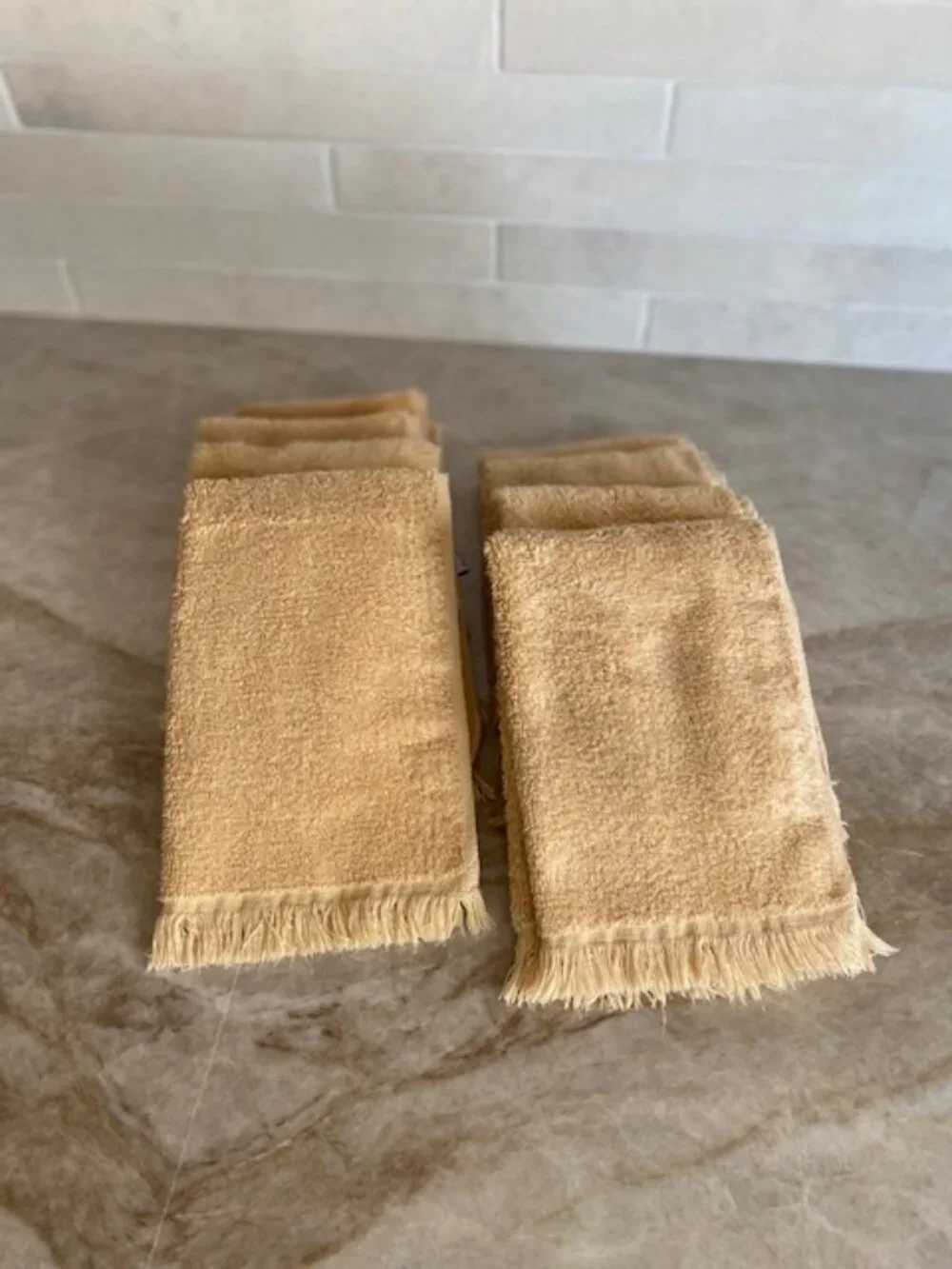 Set of 8 Wamsutta Fringed Hand Towels